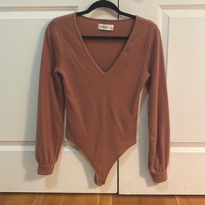Abercrombie Cozy V-Neck Bodysuit